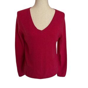 MADISON Size Medium V-Neck 100% Cashmere Red Long Sleeve Sweater -Flaw-See below
